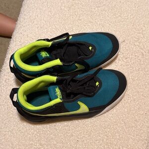Nike Kids' Team Hustle Teal and Neon Green Athletic Sneakers